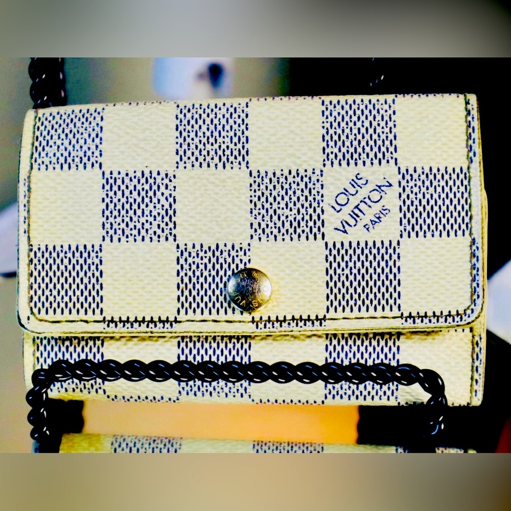 LOUIS VUITTON LV Damier Azure 6 Key Holder